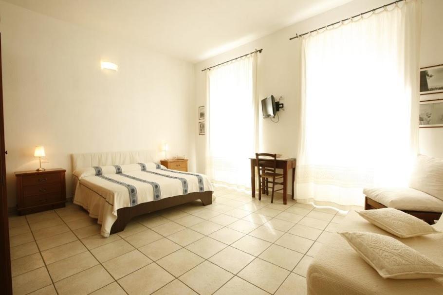 L'Arco Cagliari Bed & Breakfast エクステリア 写真